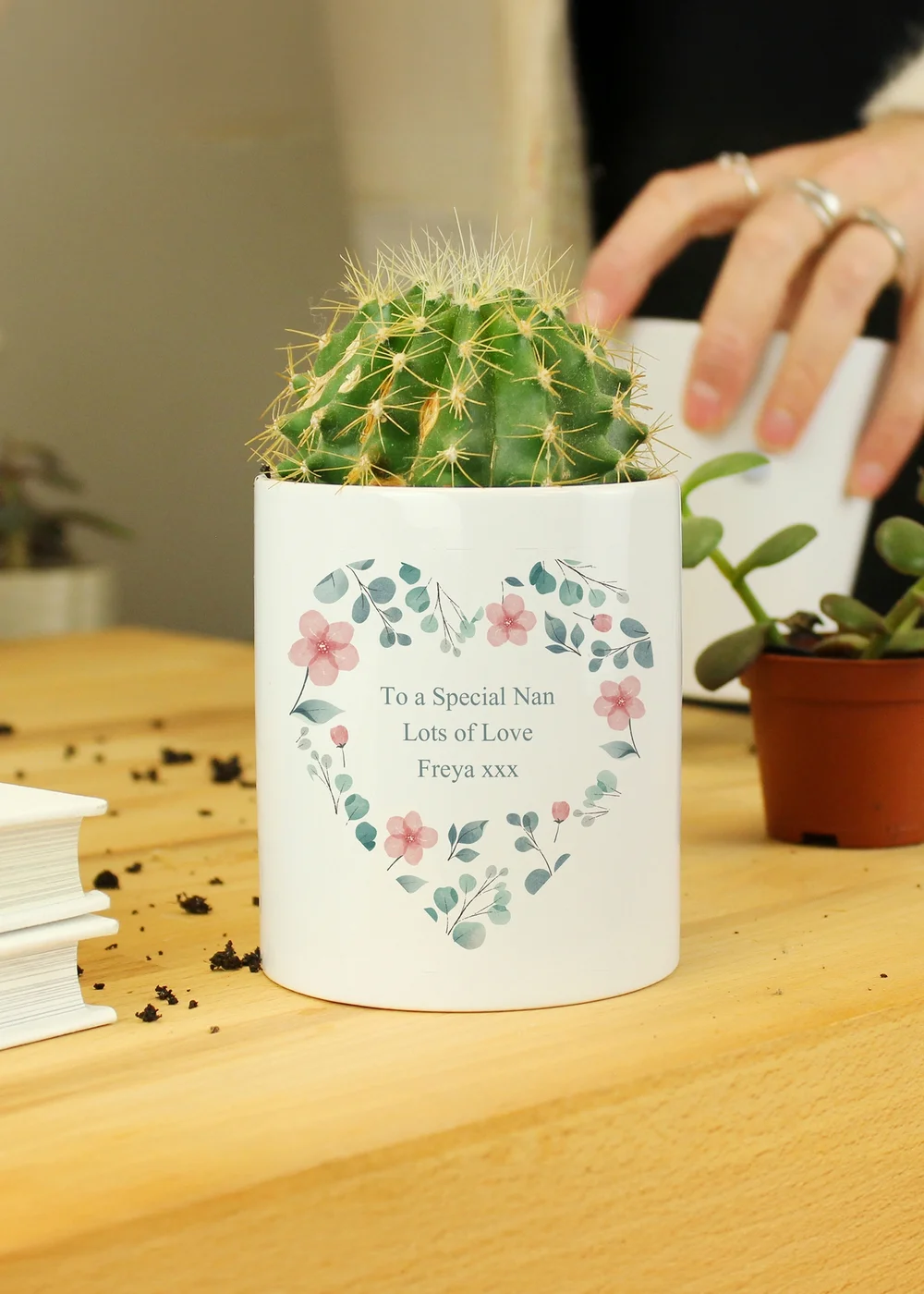 Personalised Memento Company Floral Heart White Ceramic Storage Pot - One Size Image 3
