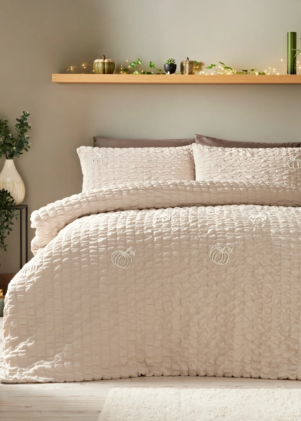 Natural Seersucker Pumpkin Duvet Set - Single Image 1