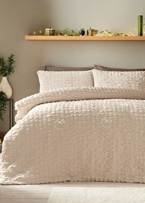 Natural Seersucker Pumpkin Duvet Set - Single Image 1