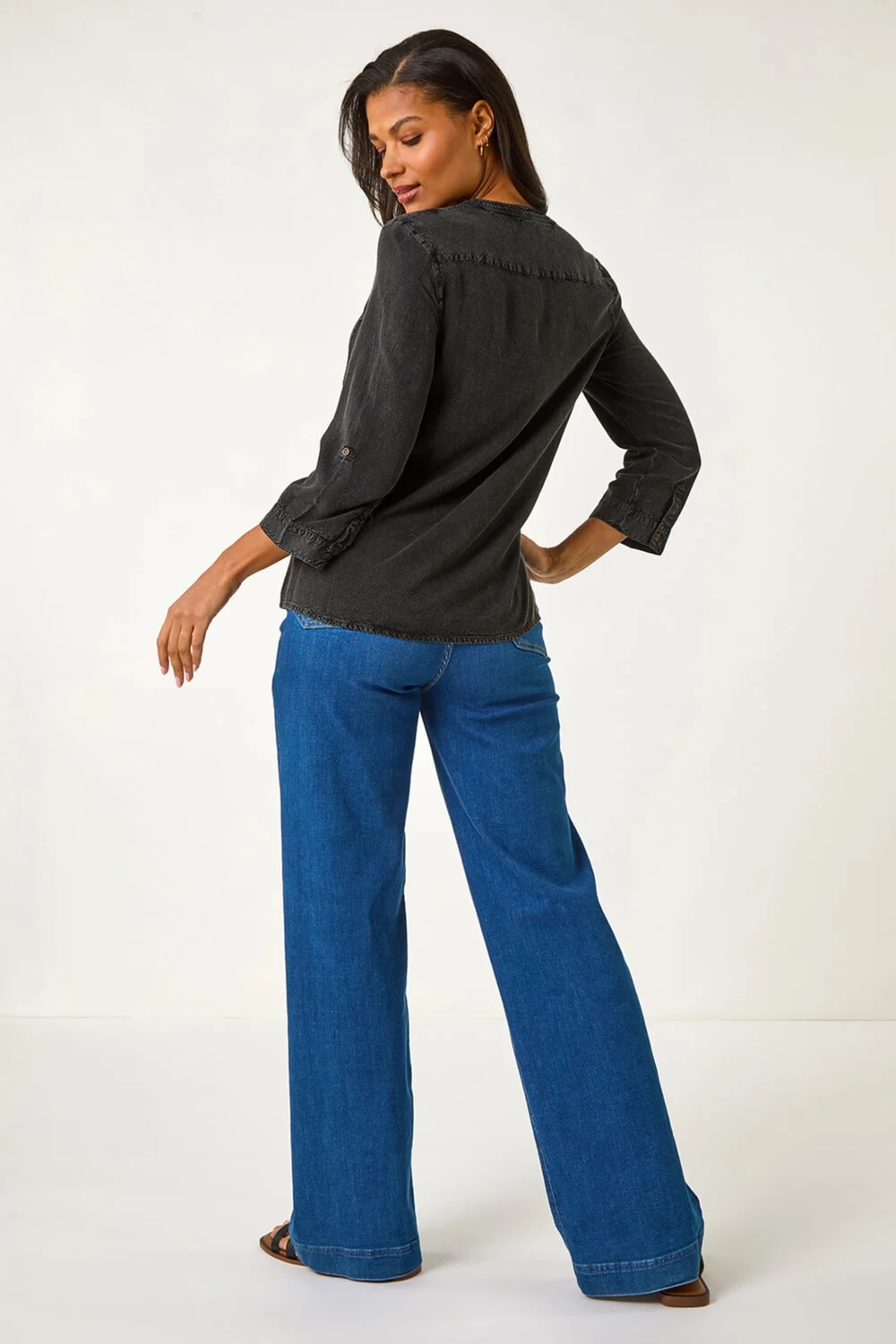 Roman Black Buttoned Pocket Shirt - 10 Image 4