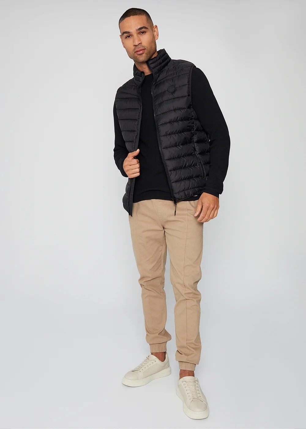 Threadbare Black Federal Matte Finish Padded Funnel Neck Gilet - S Image 4