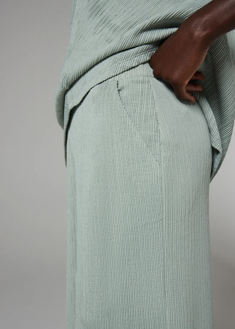 Et Vous Sage Plisse Co Ord Trousers - 8/L29 Image 2