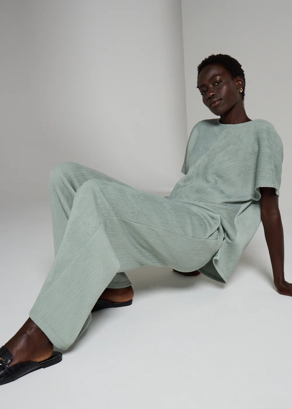 Et Vous Sage Plisse Co Ord Trousers - 8/L29 Image 1