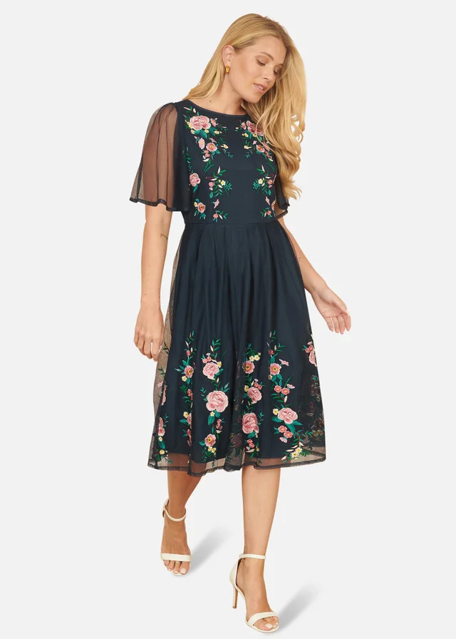 Yumi Black Embroidered Long Mesh Sleeve Prom Skater Dress - 18 Yumi Black Embroidered Long Mesh Sleeve Prom Skater Dress - 18
