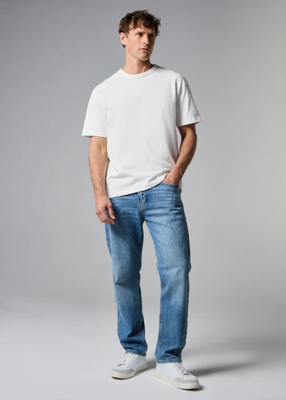 Lightwash Straight Fit Jeans - 30 R Image 1