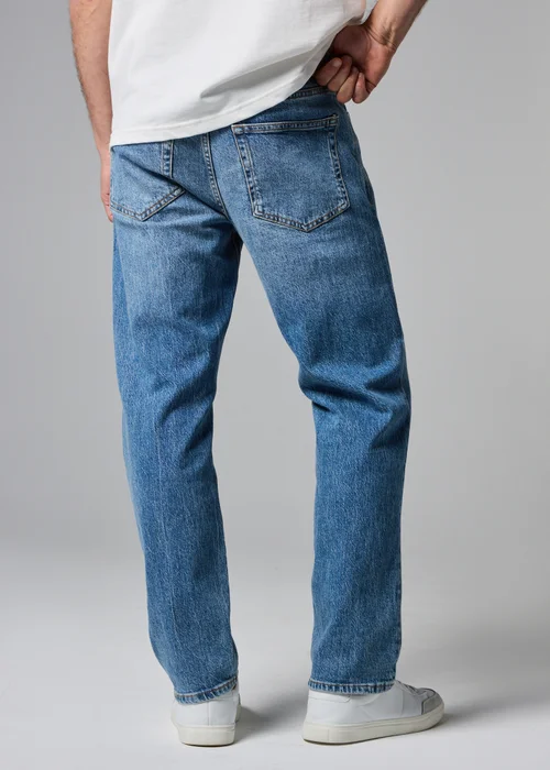 Lightwash Straight Fit Jeans - 30 R Image 4