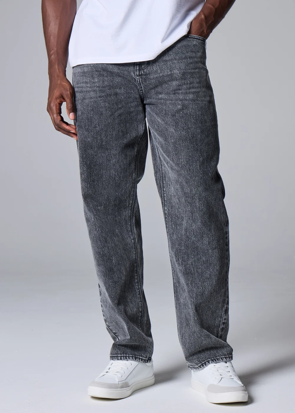 Grey Wash Relaxed Fit Jeans - 34 Waist Regular Image 3