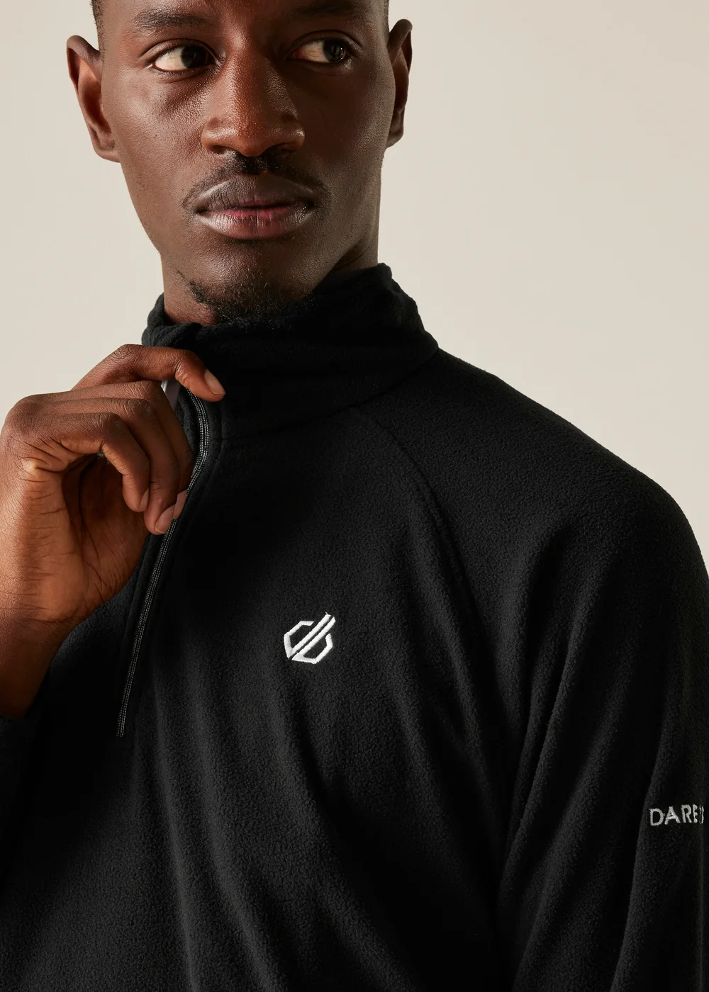 Dare2b Black Freethink II Sustainable Fleece - S Image 4