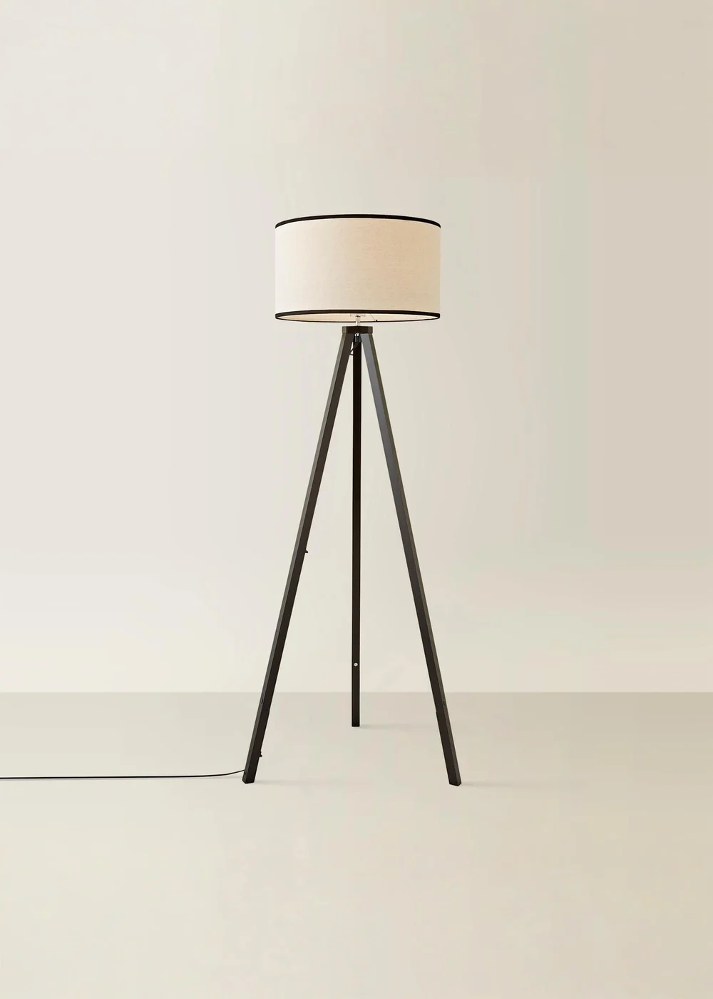ValueLights Barbro Tripod Wood Black Floor Lamp with Large Drum Trim Shade - One Size Image 5