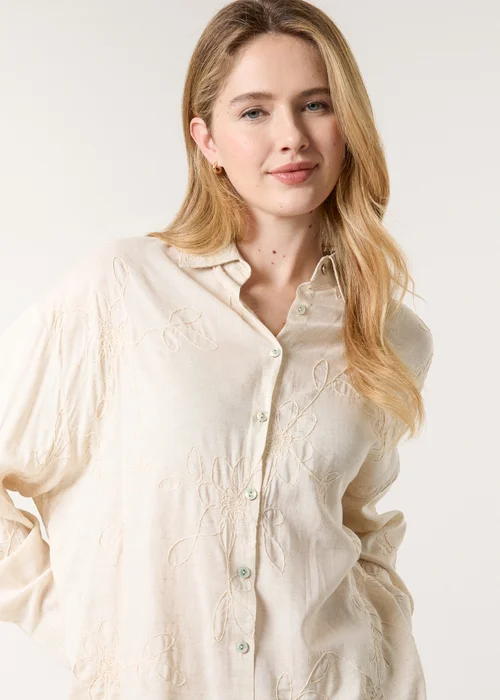 Blue Vanilla Beige Embroidered Linen Shirt - M/L Image 2