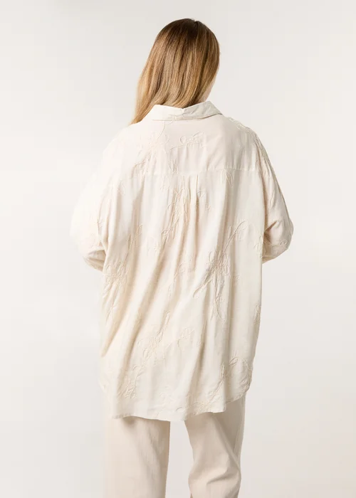 Blue Vanilla Beige Embroidered Linen Shirt - M/L Image 3