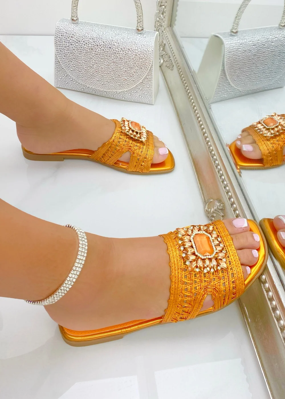Love Lemonade Orange Crystal Bloom Sliders - Size 3 Image 3