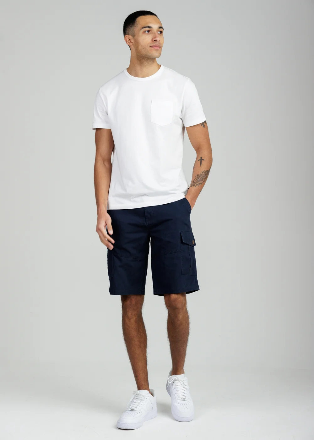 Pantaloni cargo skinny altamente elastici con tasche multiple da uomo Pantaloni cargo skinny altamente elastici con tasche multiple da uomo