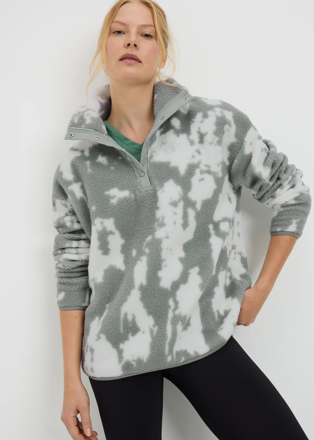 Souluxe Green Fleece Jumper - L Image 2