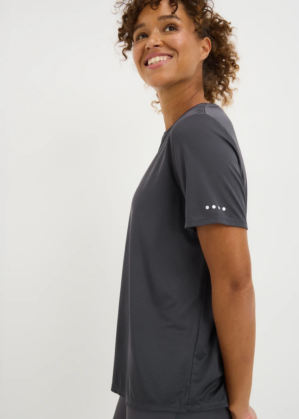 Souluxe Grey T-Shirt - L Image 2