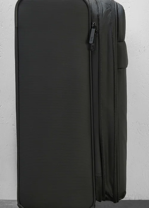 Rock Harper Suitcase Black - Cabin Image 4
