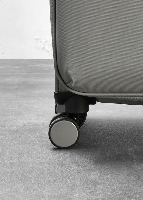 Rock Harper Suitcase Grey - Cabin Image 3
