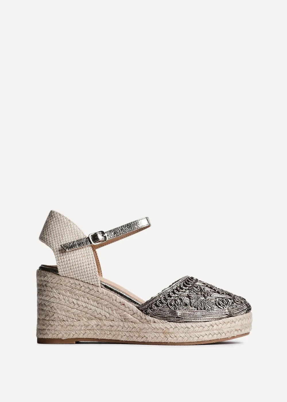Linzi Mystic Pewter Embroidered Closed Toe Espadrille Wedge - Size 3 Image 2