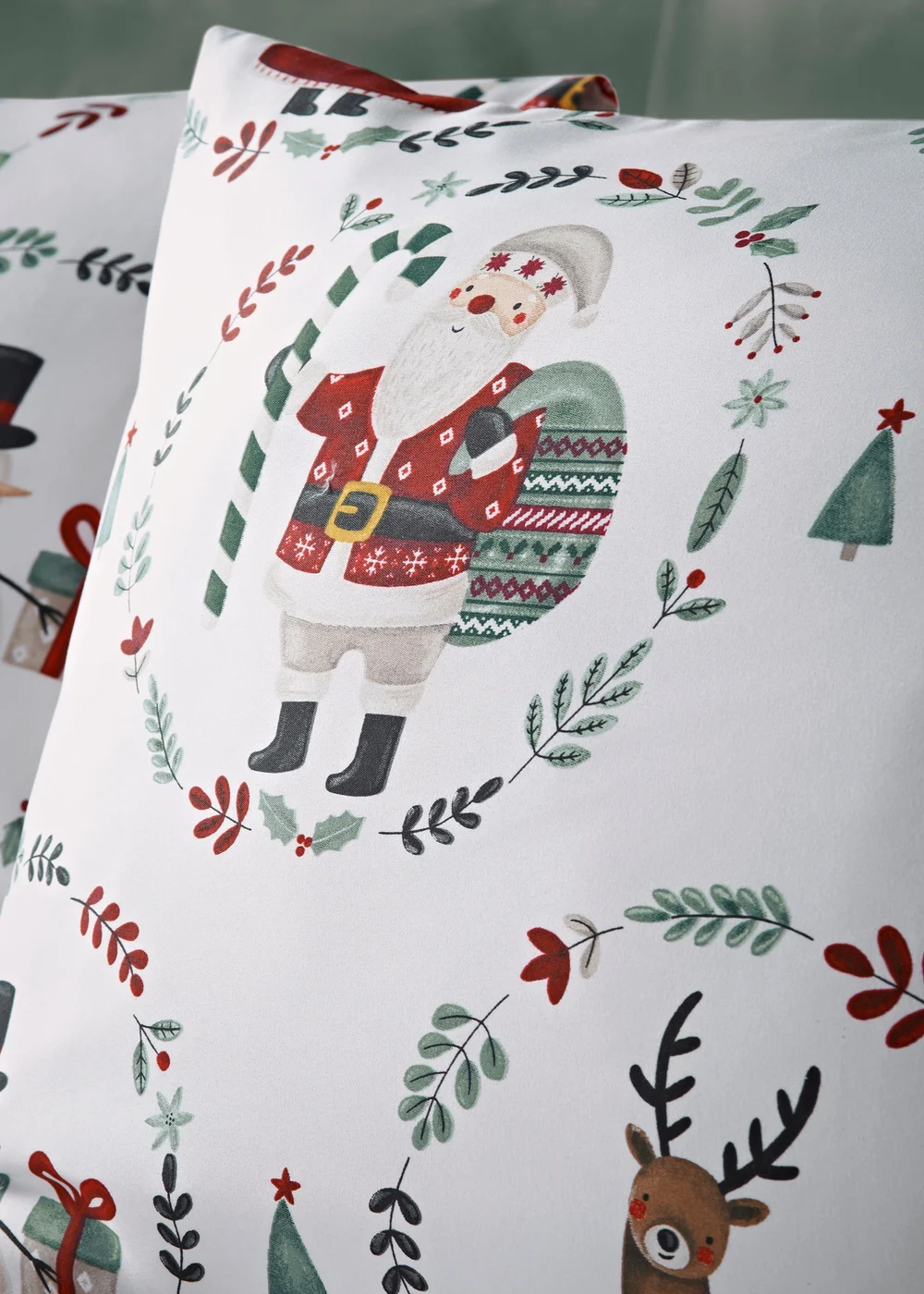 Christmas Mistletoe White Duvet Set - Single Image 2