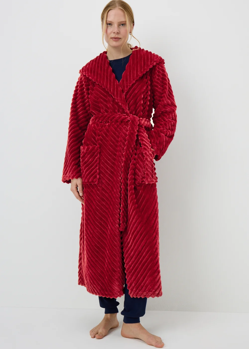 red dressing gown LFC Mens Hooded Dressing Gown Red