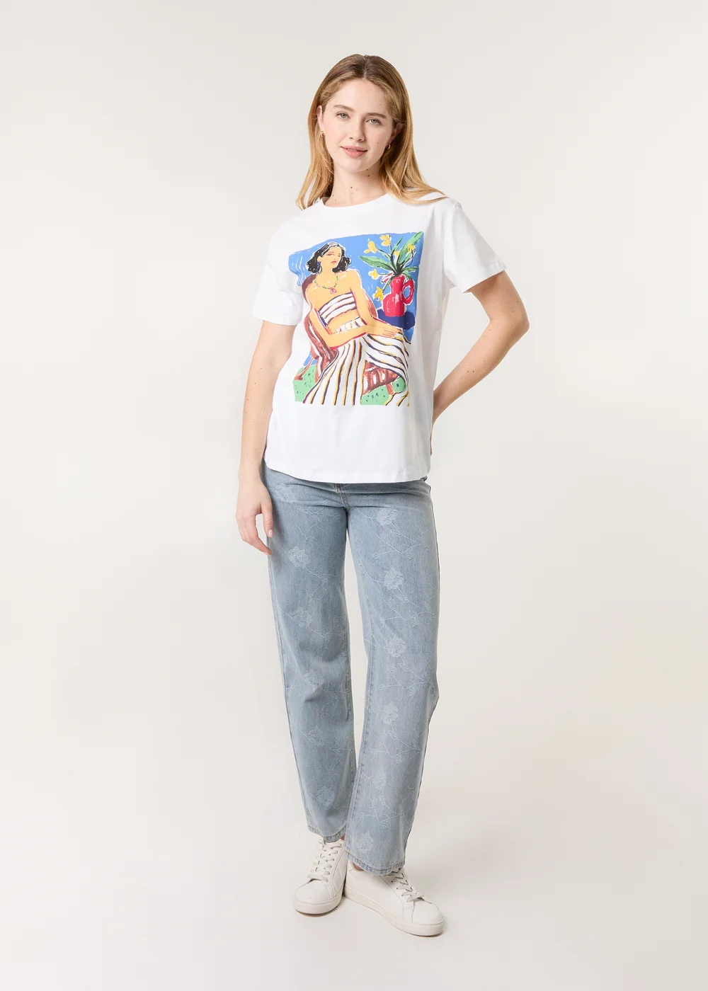 Blue Vanilla White T-Shirt With Colorful Print - M/L Image 3