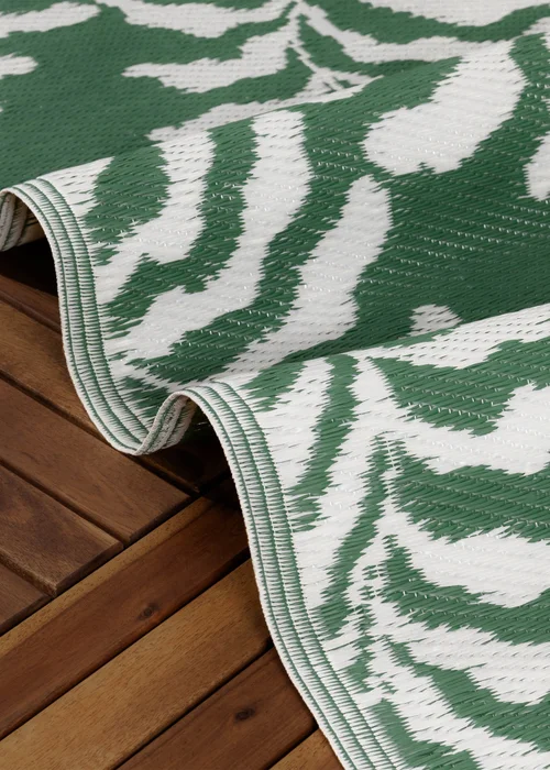 furn. Tocorico Reversible Outdoor Rug (120cm x 180cm) - 120 x 180cm Image 6