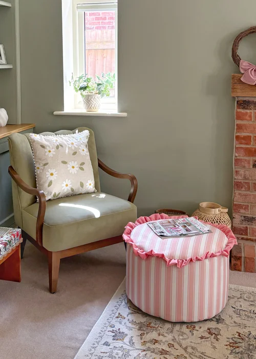 rucomfy Printed Striped Dusky Pink Frilled Pouffe - One Size Image 1