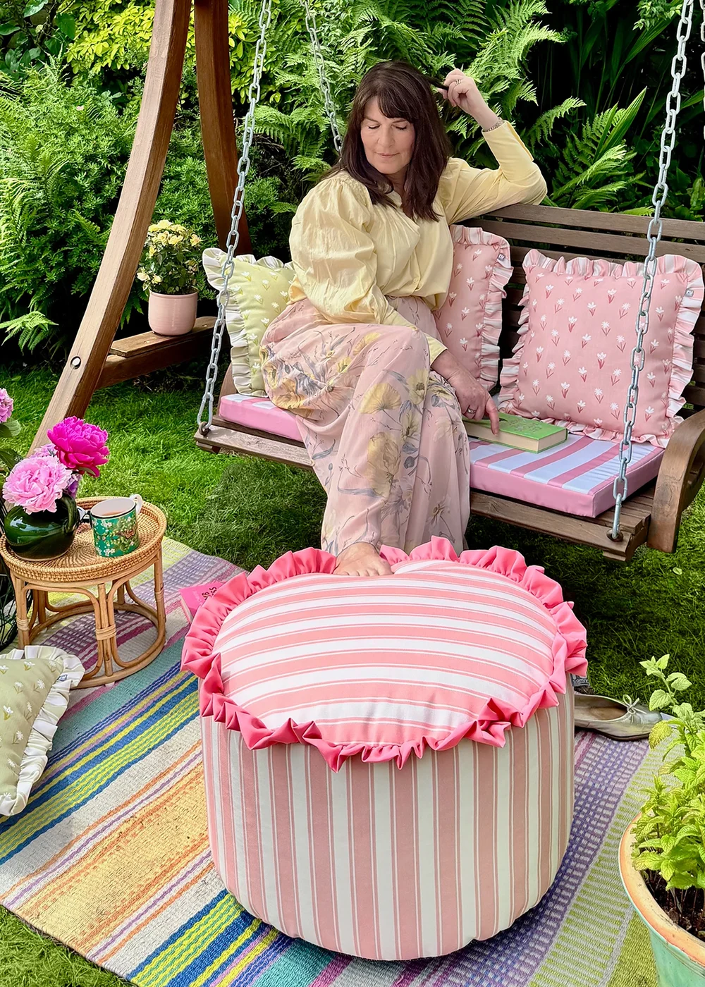 rucomfy Printed Striped Dusky Pink Frilled Pouffe - One Size Image 3