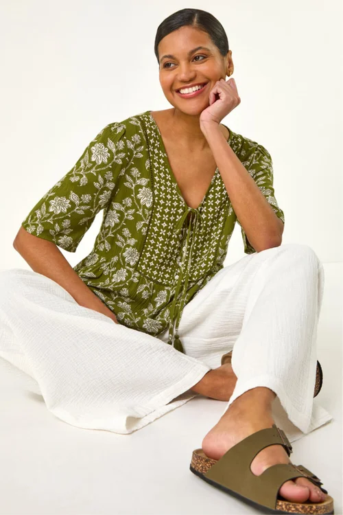 Roman Olive Floral Print Tassel Tunic Top - 18 Image 1