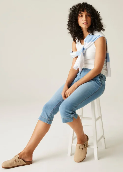 Regatta True Denim Light Blue Bayletta Capri - 8 Image 4