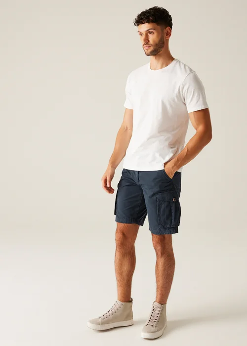 Regatta Navy Shorebay II Multi-Pocket Shorts - 34 W Image 3