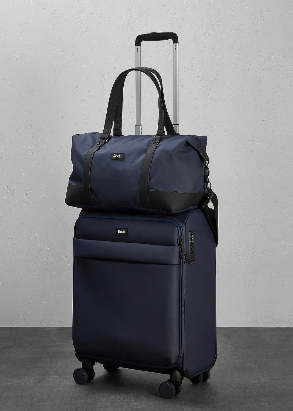 Rock Harper Navy Holdall - Cabin Image 5