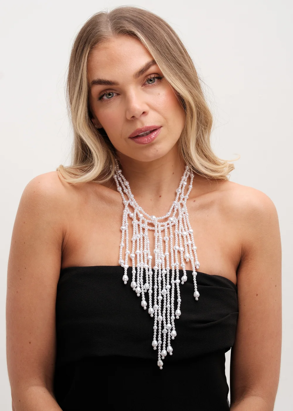 Mood Gold Pearl Cascade Statement Necklace - One Size Image 3