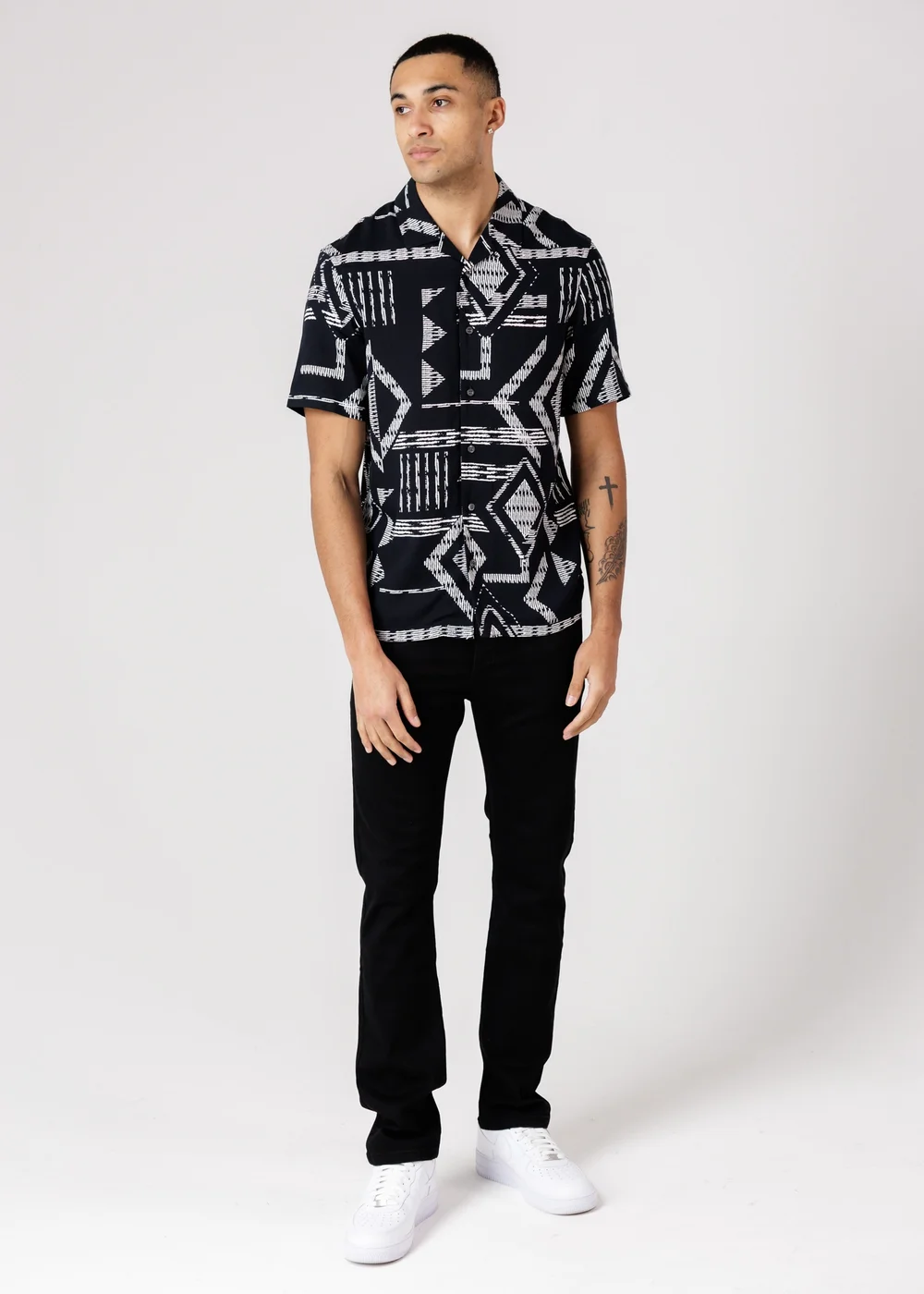 French Connection Black Tribal Print Short Sleeve Shirt - M Image 4