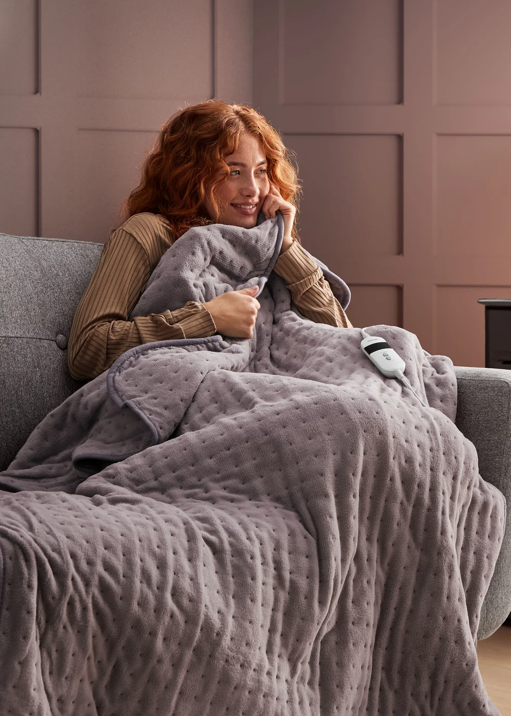 Silentnight Grey Heated Fleece Throw Image 2