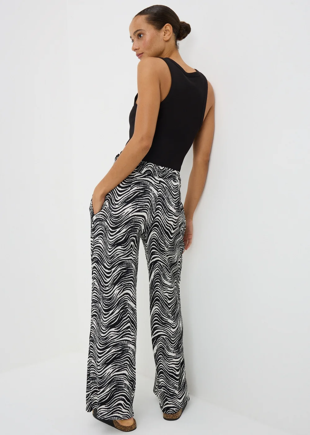 Black Mono Printed Wide Leg Co Ord Trousers - 8/L29 Image 2