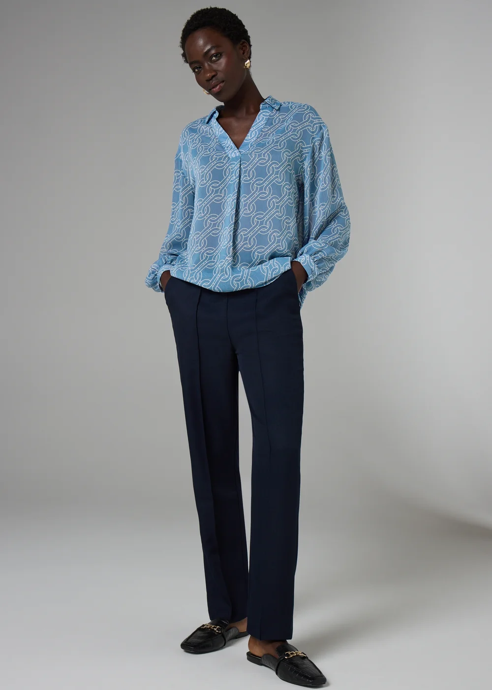 Et Vous Blue Chain Print Blouse - Small Image 1