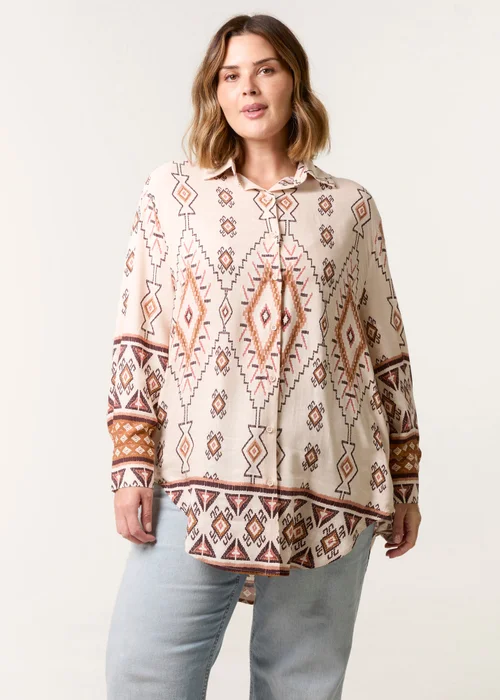 Blue Vanilla Stone Curve Geometric Print Shirt - One Size Image 1
