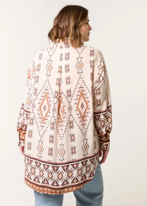 Blue Vanilla Stone Curve Geometric Print Shirt - One Size Image 2