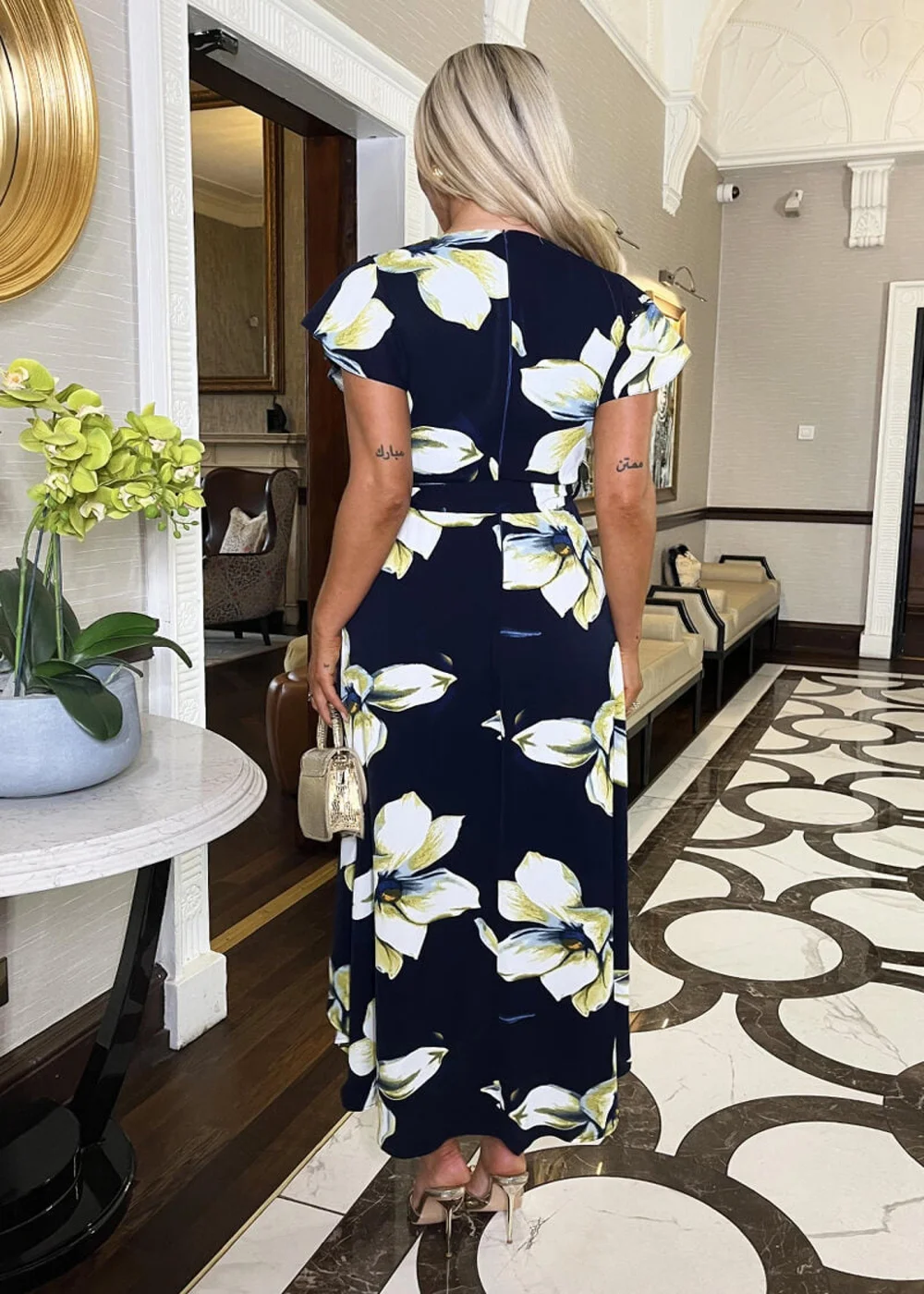 navy floral print short sleeve belted wrap midi dress reviews Crown & Ivy Women's Short Sleeve Belted Midi Dress