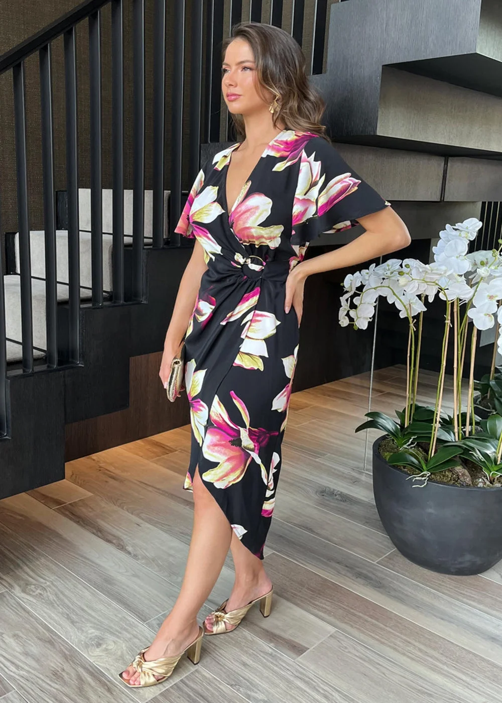 AX Paris Black Floral Print Short Sleeve Ring Detail Wrap Midi Dress - 8 Image 4