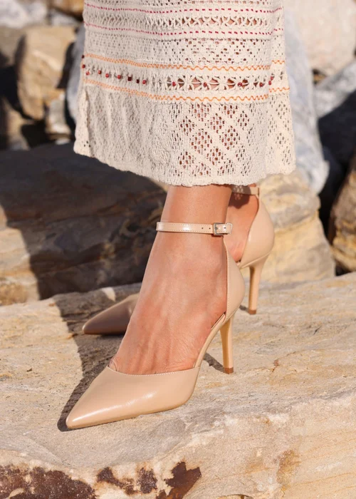 Linzi Thea Camel Faux Leather Classic Stiletto Court Heel - Size 3 Image 1