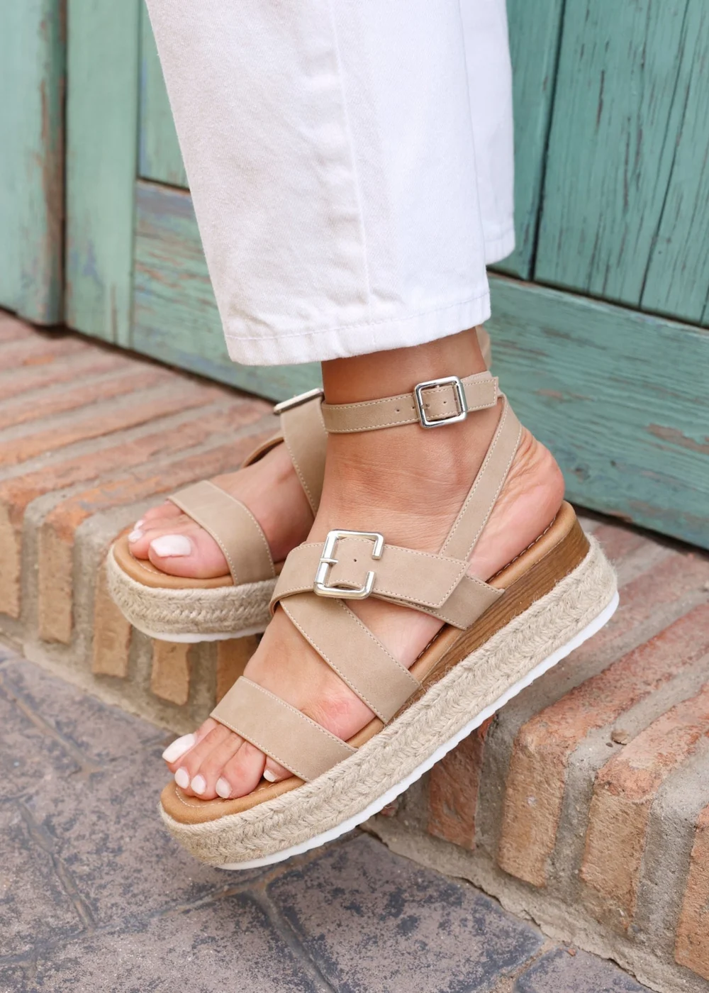 Linzi Autumn Beige Nubuck Strappy Flatform Sandal - Size 3 Image 1