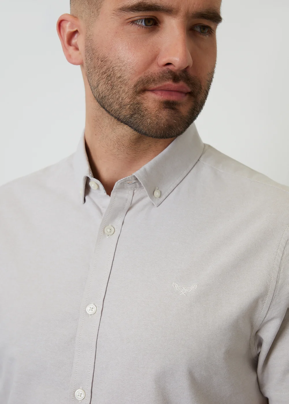 Threadbare Stone Oxford Cotton Slim Fit Short Sleeve Shirt - Small Image 3