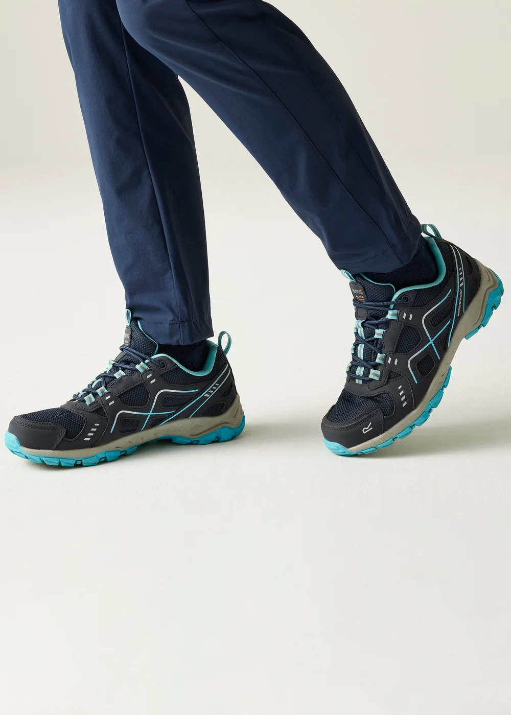 Regatta Navy Blue Vendeavour Waterproof with Isotex Technology Shoes - 6.5 Image 3
