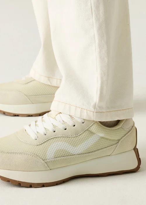 Regatta Warm Cream Marine Heritage Breathable Trainers - 6.5 Image 1