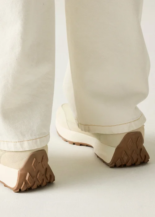 Regatta Warm Cream Marine Heritage Breathable Trainers - 6.5 Image 2