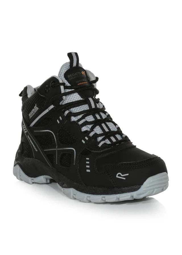 Regatta Black Light Steel Kids Vendeavour Waterproof Isotex Walking Boots