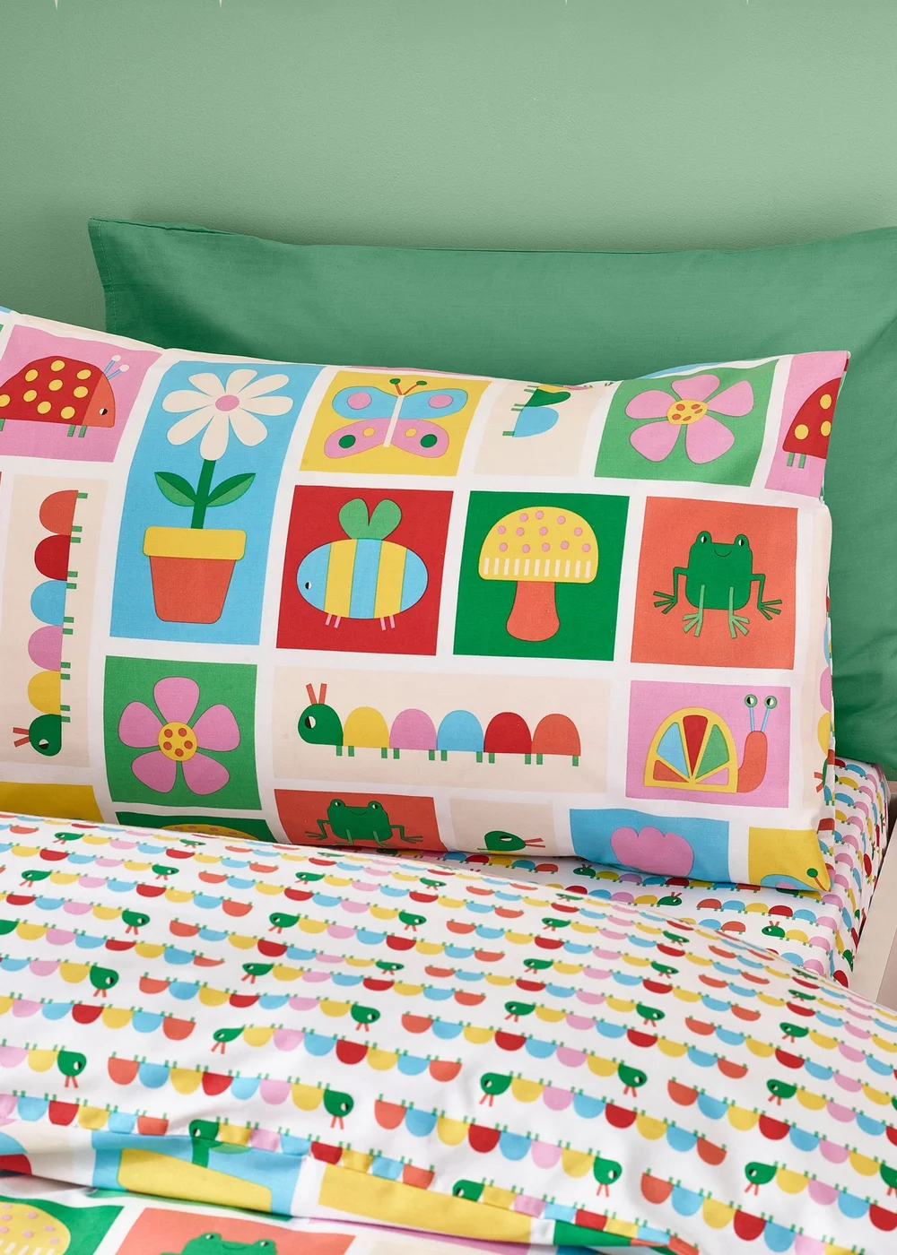Catherine Lansfield Kids Curious Caterpillar Reversible Duvet Cover Set Bright - Junior Image 3