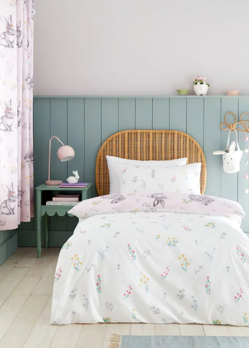 Catherine Lansfield Bunny Tails Ditsy Flowers Reversible Duvet Cover Set Pink - Junior Image 2